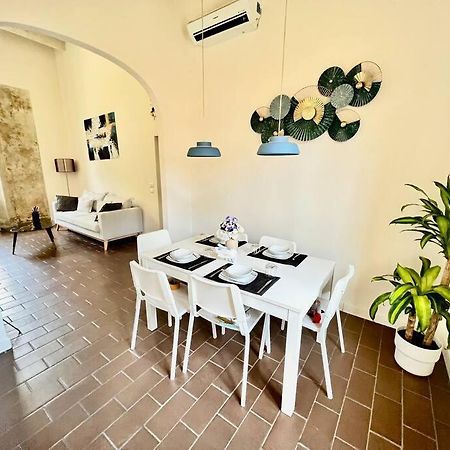 Near The Station Luxury House With Mural Florenz Exterior foto